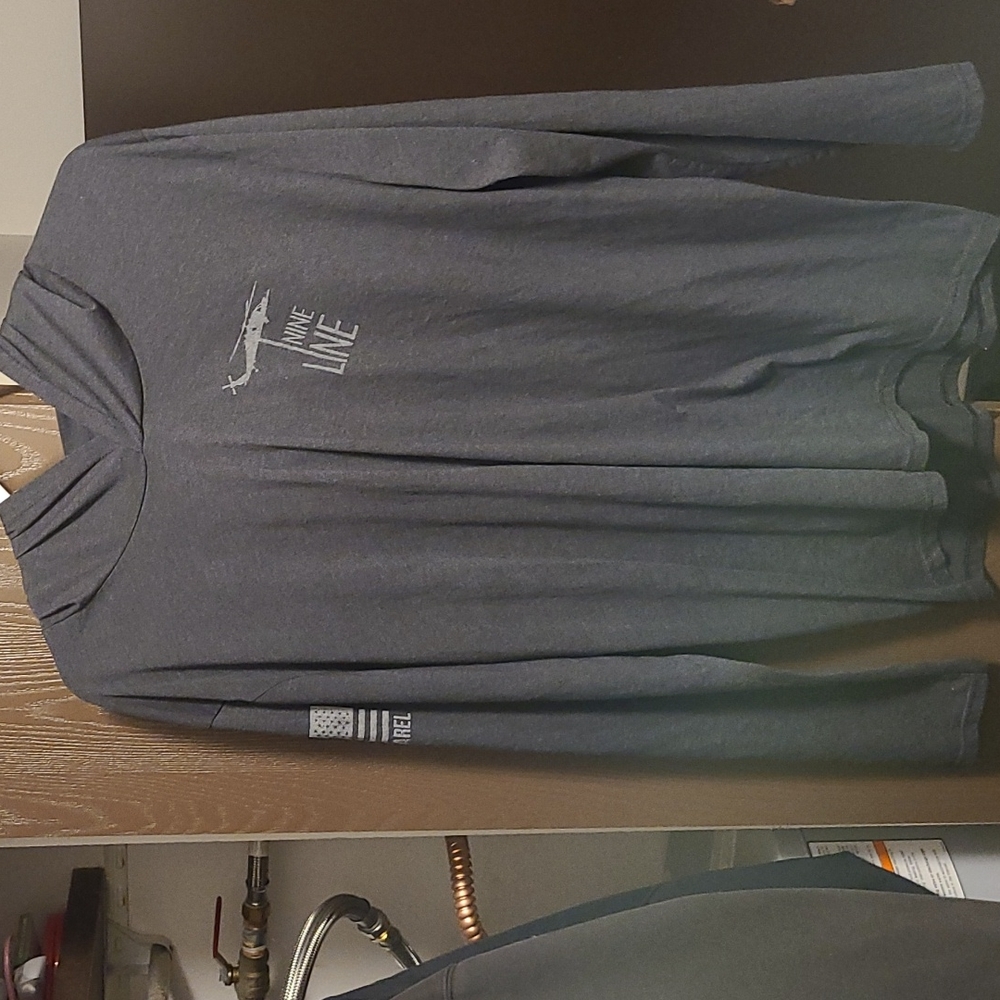 Nine Line lightweight hoodie